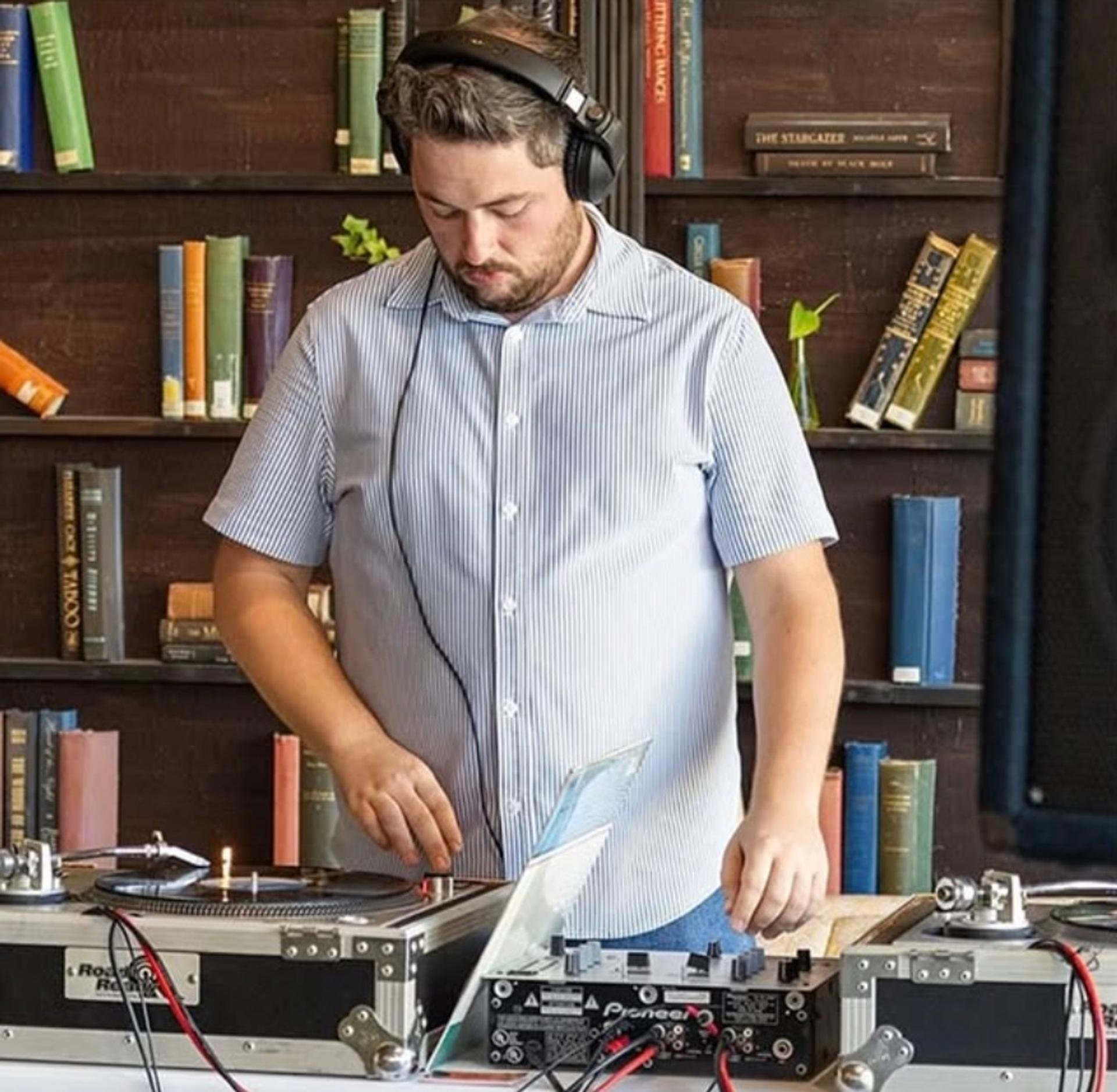 Pete, the DJ