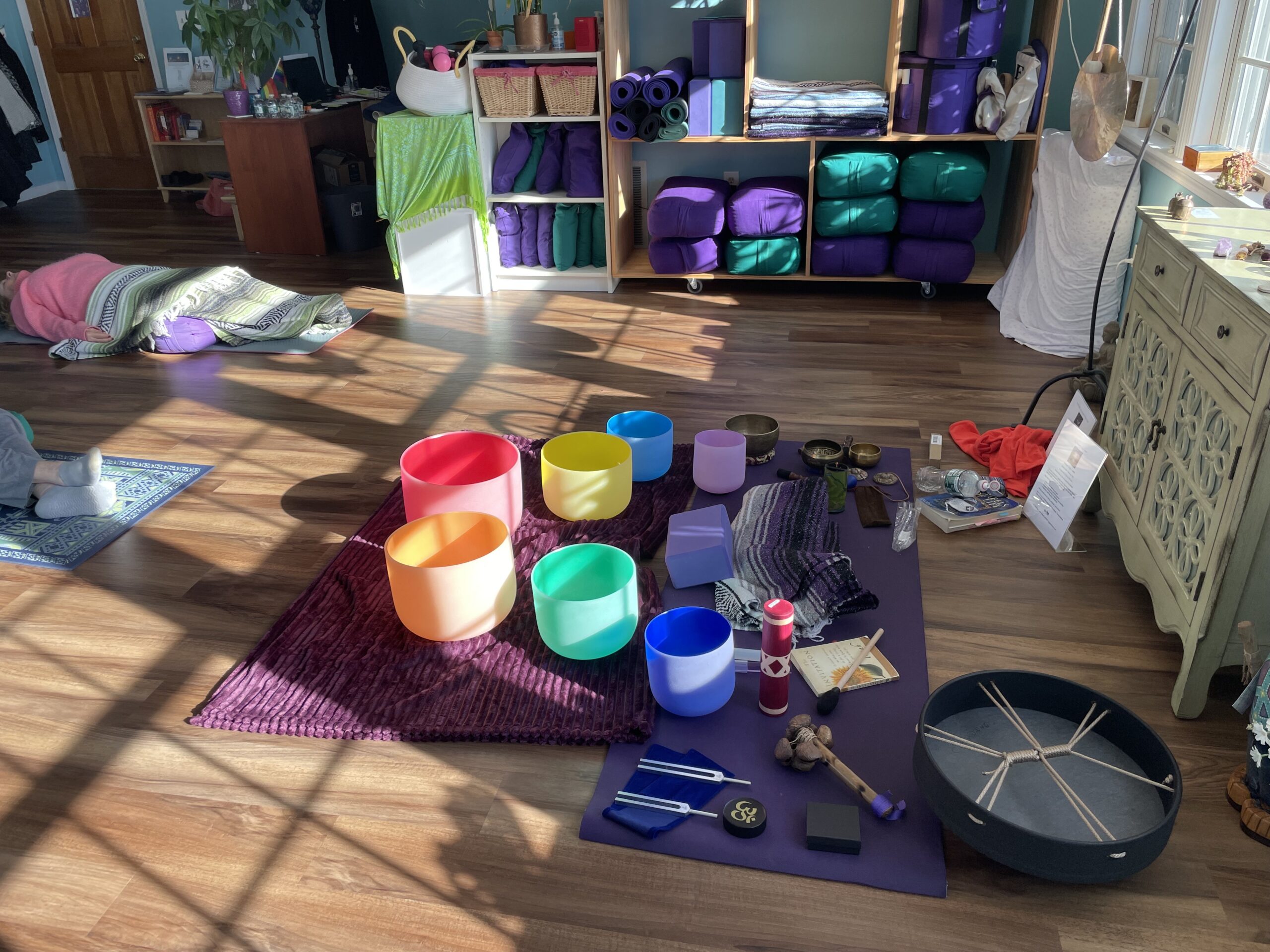 Yoga with Love – Lunchtime Reiki and Sound Bath