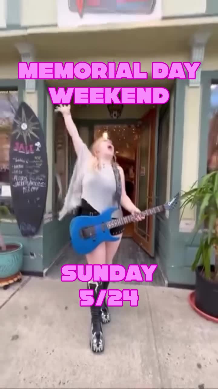 Exclusive Show with Monte