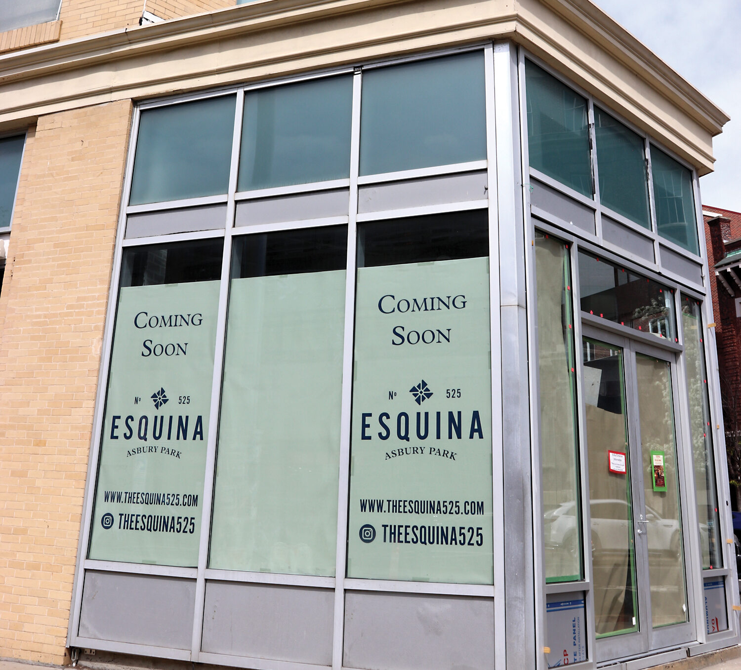 Esquina No. 525