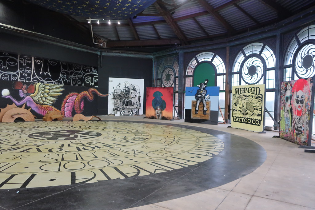 Carousel Art House