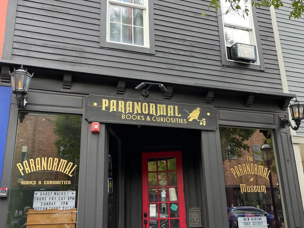 Paranormal Tower